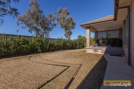 Property photo of 25 Peak Drive Hillvue NSW 2340