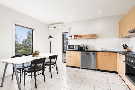 Property photo of 27/1 Eucalyptus Mews Notting Hill VIC 3168