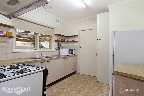 Property photo of 1/30 Hutton Avenue Ferntree Gully VIC 3156