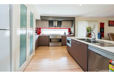 Property photo of 7 Tarrina Crescent Pacific Pines QLD 4211