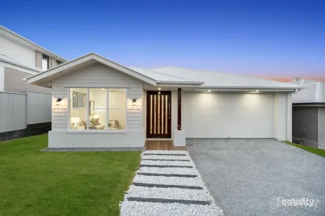 Property photo of 3 Scheyville Crescent South Ripley QLD 4306