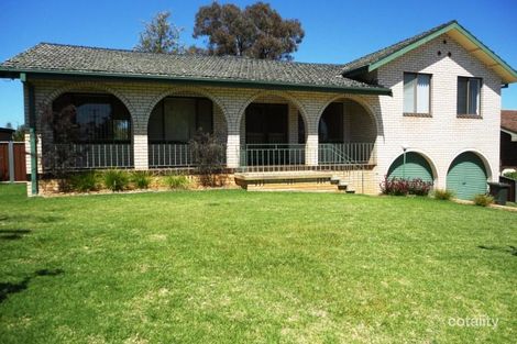 Property photo of 14 Toompang Street Young NSW 2594