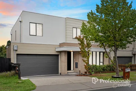 Property photo of 9 Ochre Place Mount Waverley VIC 3149