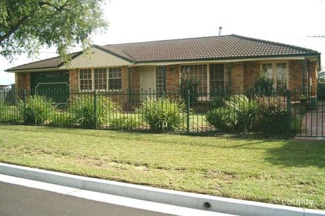 10 Dalton Ave, Condell Park, NSW 2200