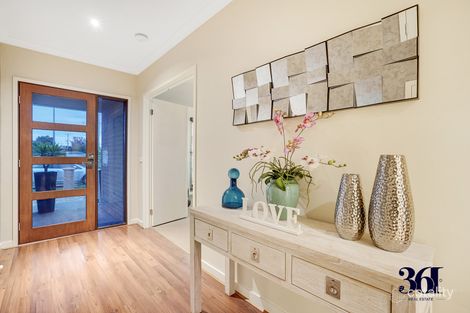 Property photo of 20 Balladong Crescent Tarneit VIC 3029
