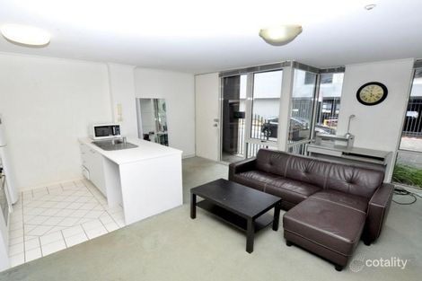 Property photo of 51 Fawkner Crescent Barellan Point QLD 4306