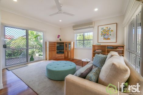 Property photo of 30 Otway Street Holland Park QLD 4121