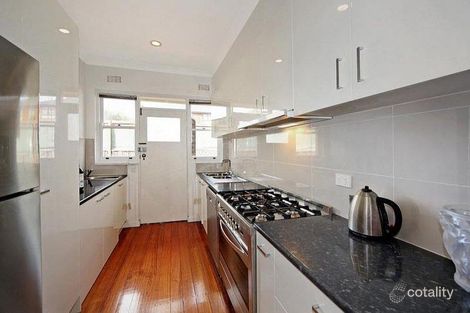 Property photo of 9/656 Toorak Road Toorak VIC 3142