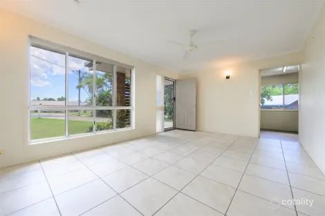 Property photo of 12 Carpentaria Close Clinton QLD 4680