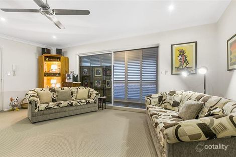 Property photo of 3/45 Kitchener Street Coorparoo QLD 4151