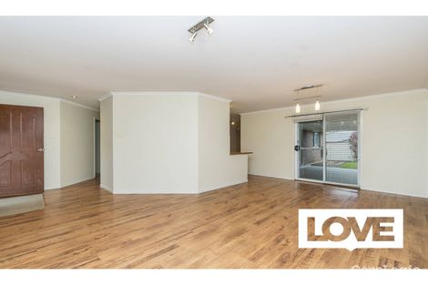 Property photo of 21 Julindur Road Cameron Park NSW 2285