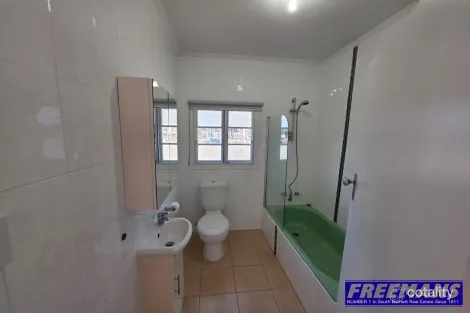 Property photo of 80 King Street Nanango QLD 4615