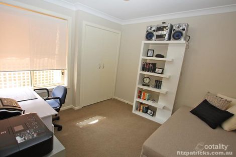 Property photo of 19 Langi Crescent Glenfield Park NSW 2650