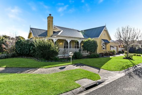 Property photo of 2 Tantallon Boulevard Beaconsfield VIC 3807