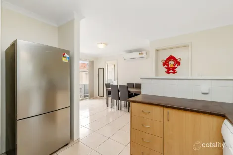 Property photo of 1/27 Bickley Road Cannington WA 6107