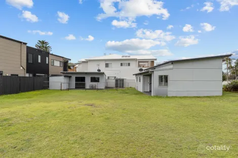 121 Ocean Pde, Blue Bay, NSW 2261
