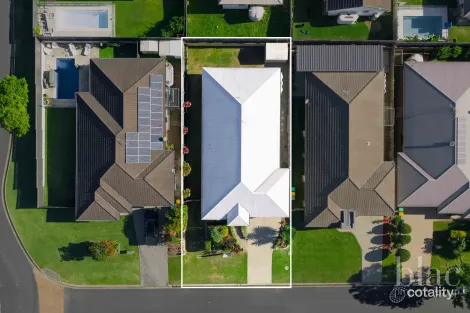 Property photo of 8 Craigavon Street Warner QLD 4500