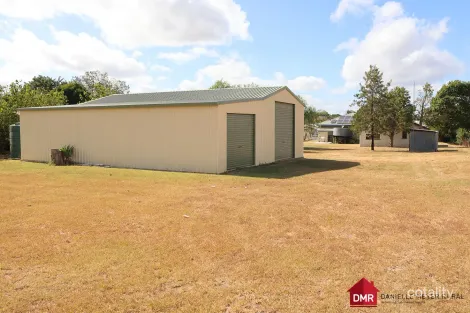 40 Bouverie St, Mundubbera, QLD 4626