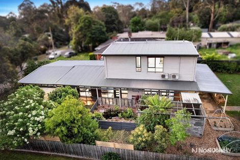 11 Halsey St, Ferntree Gully, VIC 3156