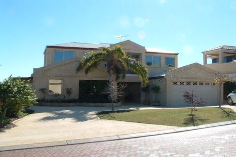 5 Rhodes Cl, Mindarie, WA 6030