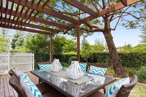 Property photo of 1/323 Bayview Street Hollywell QLD 4216