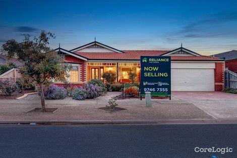 Property photo of 12 Galilee Boulevard Harkness VIC 3337