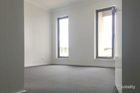 Property photo of 31 Brossard Road Mickleham VIC 3064