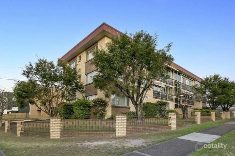 Property photo of 3/45 Kitchener Street Coorparoo QLD 4151