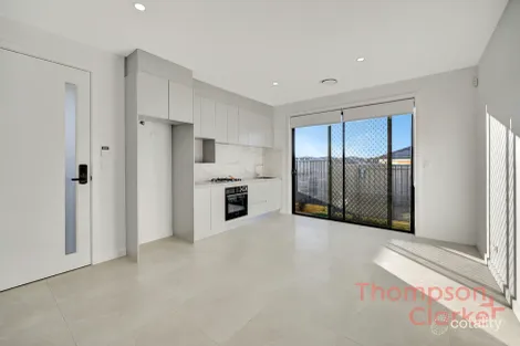 Property photo of 19 Rowcliff Circuit Lochinvar NSW 2321