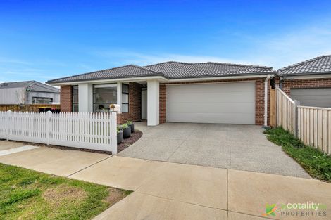 12 Dandelion Cres, Rockbank, VIC 3335