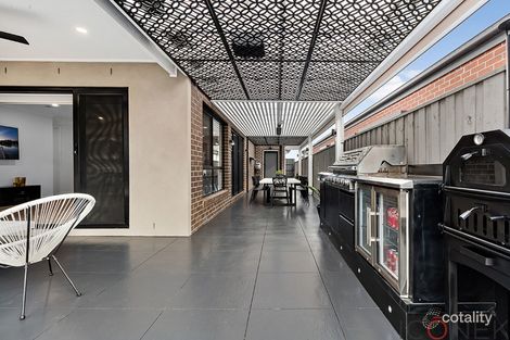 Property photo of 15 Berrima Crescent Wollert VIC 3750