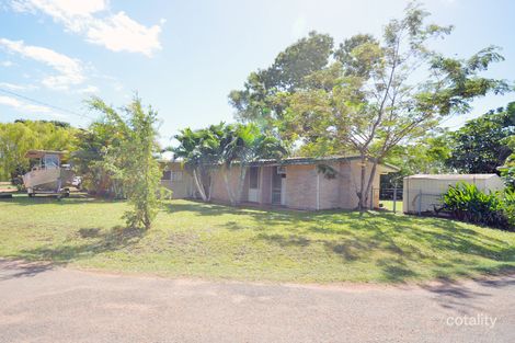 Property photo of 2 Annandi Avenue Rocky Point QLD 4874