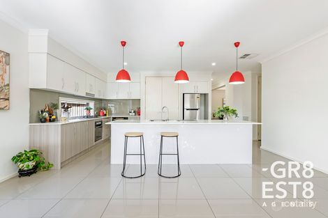 Property photo of 19 Crepe Avenue Cranbourne West VIC 3977
