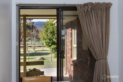 Property photo of 23 Andrew Avenue Woodend VIC 3442