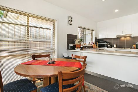 Property photo of 10 Autumn Way Kilsyth VIC 3137