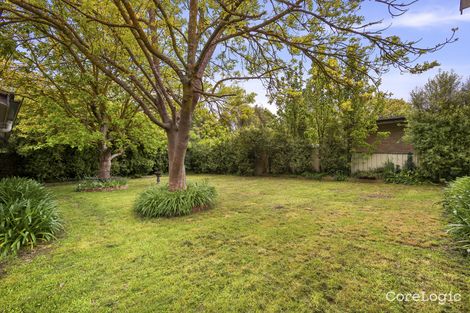 Property photo of 4 Thom Street New Gisborne VIC 3438