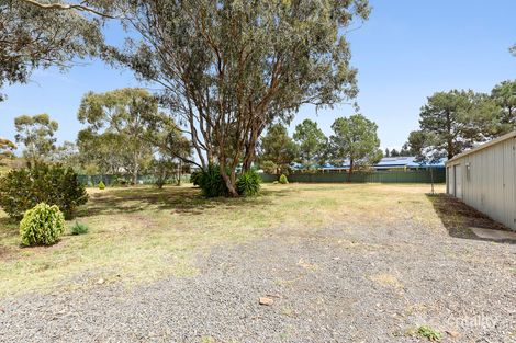 Property photo of 64 Taylors Lane Strathfieldsaye VIC 3551