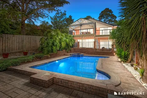 Property photo of 17 Parry Drive Mooroolbark VIC 3138
