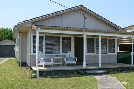 2 Mcgirr Ave, The Entrance, NSW 2261