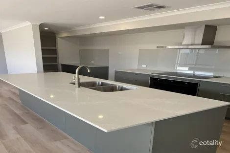 Property photo of 36 Gambetta Road Yalyalup WA 6280