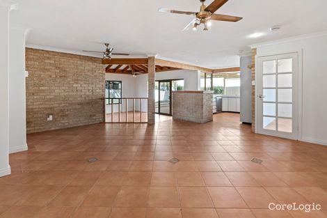 Property photo of 14 Honeysuckle Place Thornlie WA 6108