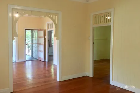 Property photo of 153 Moggill Road Taringa QLD 4068