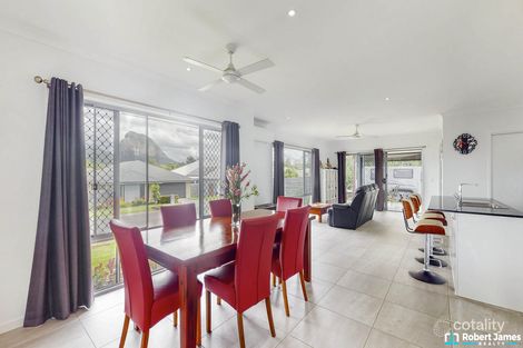 Property photo of 1 Rowley Close Glass House Mountains QLD 4518