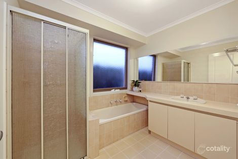 Property photo of 18 Laanecoorie Drive Lysterfield VIC 3156