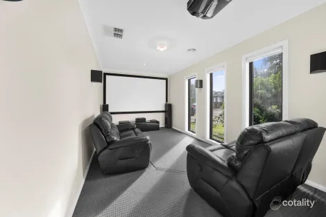 Property photo of 14 Elmhurst Road Wollert VIC 3750