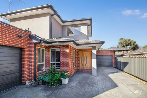 Property photo of 2/131 Surrey Road Blackburn VIC 3130