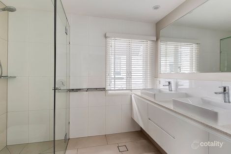 Property photo of 28 Gloucester Street Highgate Hill QLD 4101