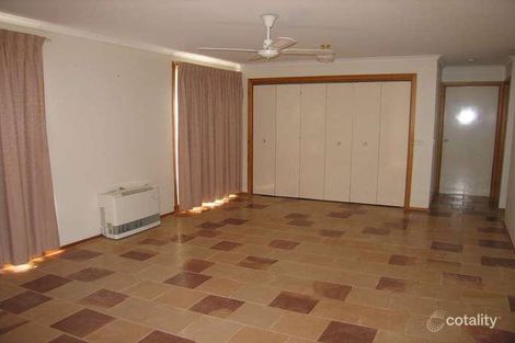 Property photo of 3 Rees Close Drouin VIC 3818
