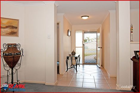 Property photo of 16 Walton Place Brighton QLD 4017