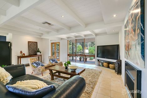 Property photo of 17 Marguerita Avenue Mount Martha VIC 3934